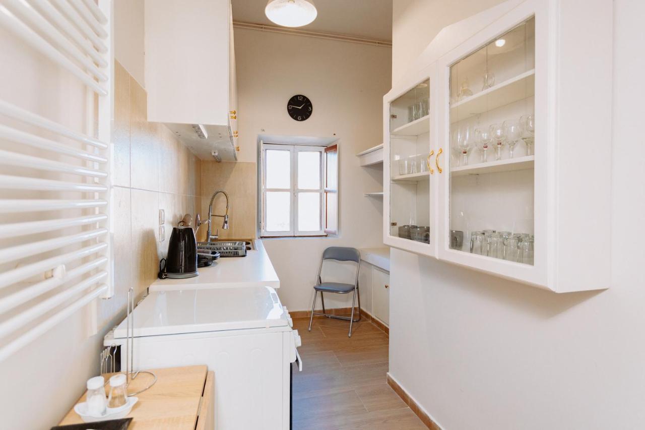 Rhodes Old Town Apartment Manos Rhodes City エクステリア 写真